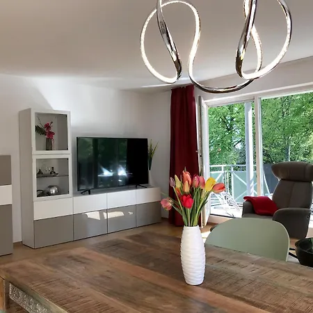 Appartement Seeglueck- Hochwertige Im Villenviertel Mit Suedbalkon