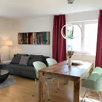 Seeglueck- Hochwertige Im Villenviertel Mit Suedbalkon