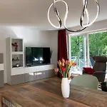Appartement Seeglueck- Hochwertige Im Villenviertel Mit Suedbalkon